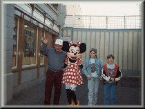 Uncle Charlie, Jason, Ryan... and Minnie  1/1989