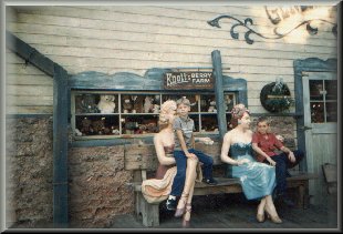 Jason and Ryan with lady friends at Knott's 9/1986